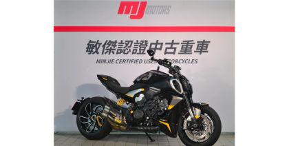 中古車 Diavel V4